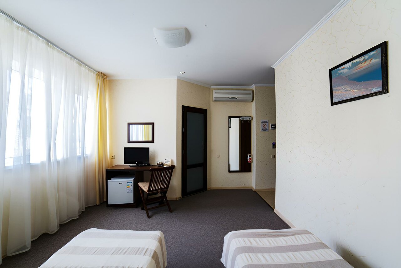 Гостиница Равенна Алушта