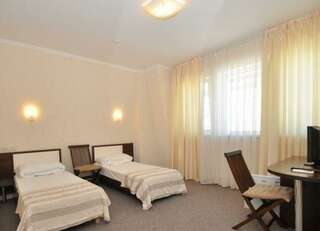 Гостиница Равенна Алушта Стандарт-1