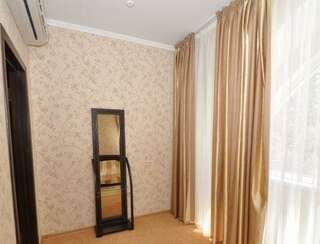 Гостиница Равенна Алушта Двухкомнатный Люкс-3