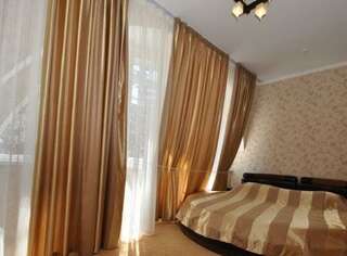 Гостиница Равенна Алушта Двухкомнатный Люкс-2