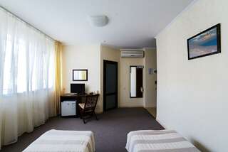 Гостиница Равенна Алушта Стандарт-3