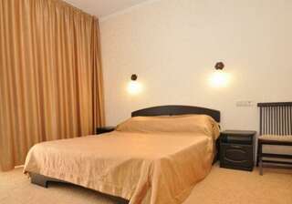 Гостиница Равенна Алушта Комфорт-1