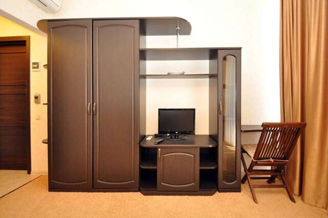 Гостиница Равенна Алушта-7